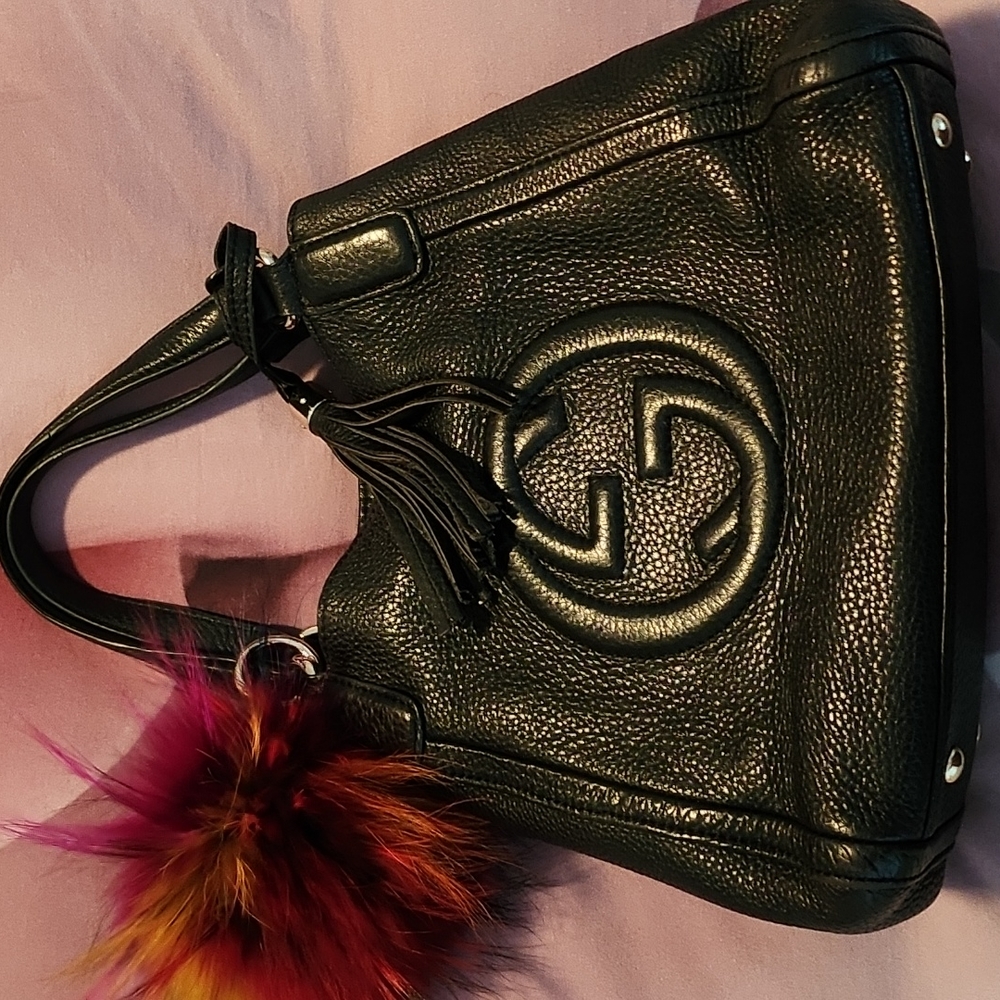 Authentic Pebbled Black Leather Gucci Soho Bag
